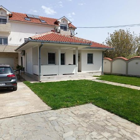 Serbian Home With Garden Krnjaca Dış mekan fotoğraf