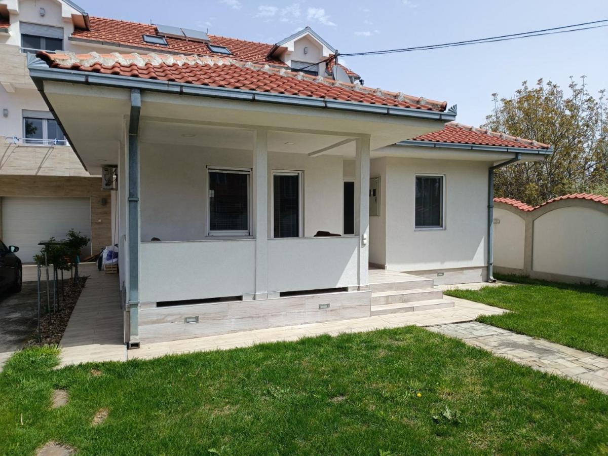 Serbian Home With Garden Krnjaca Dış mekan fotoğraf