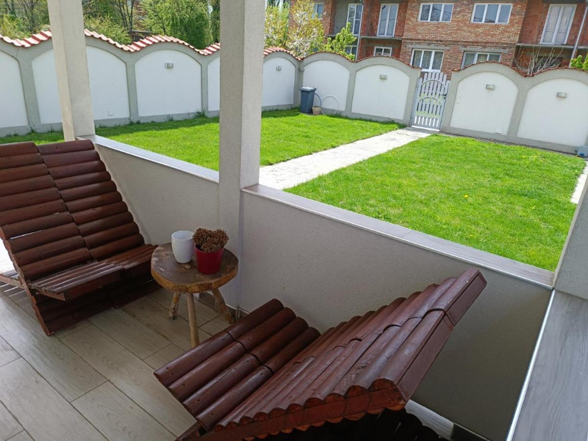 Serbian Home With Garden Krnjaca Dış mekan fotoğraf